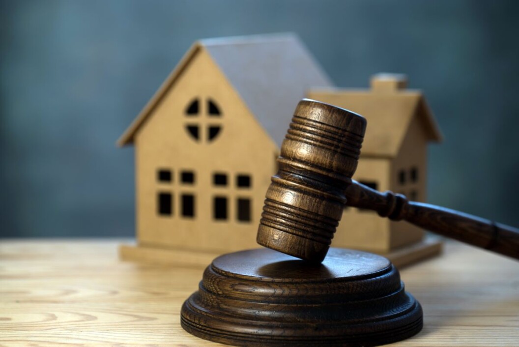 Buying a house at auction
